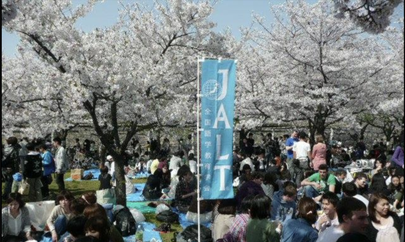 Osaka JALT Hanami at Osakajokoen